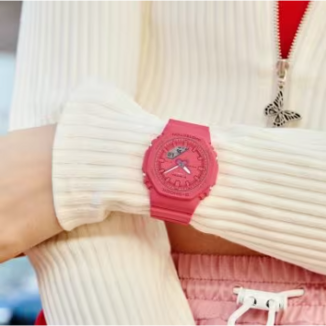 Casio G-Shock Casio G-Shock Horloge GMA-P2100-4AER Analoog Digitaal Roze 39mm