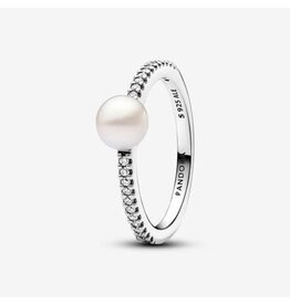 Pandora Pandora 193158C01-54 sterling silver ring with pearl and zirkonia
