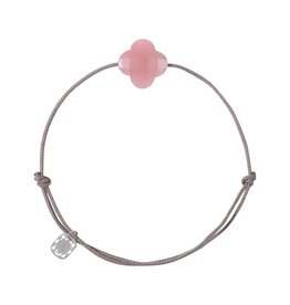 Morganne Bello Morganne Bello Armband 1015x47B145 Guava Quartz Clover with Taupe Cord