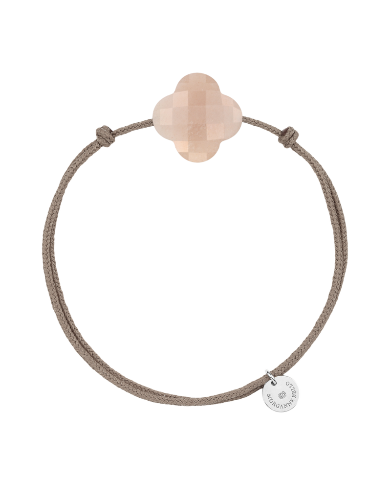 Morganne Bello Morganne Bello Armband 1015X47B099 Peach Moonstone Clover with Taupe Cord