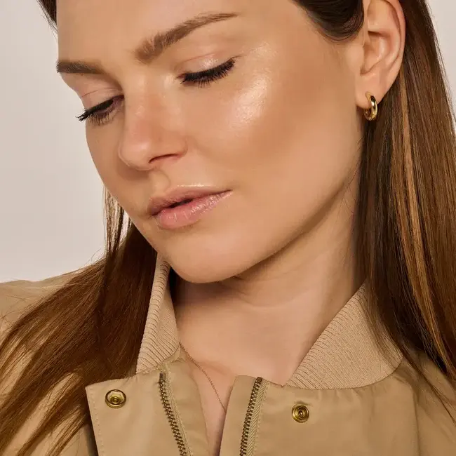 Blush Blush Oorbellen 7316YGO Oorringen 14k Geelgoud Glad 3.4mm x 15.1mm