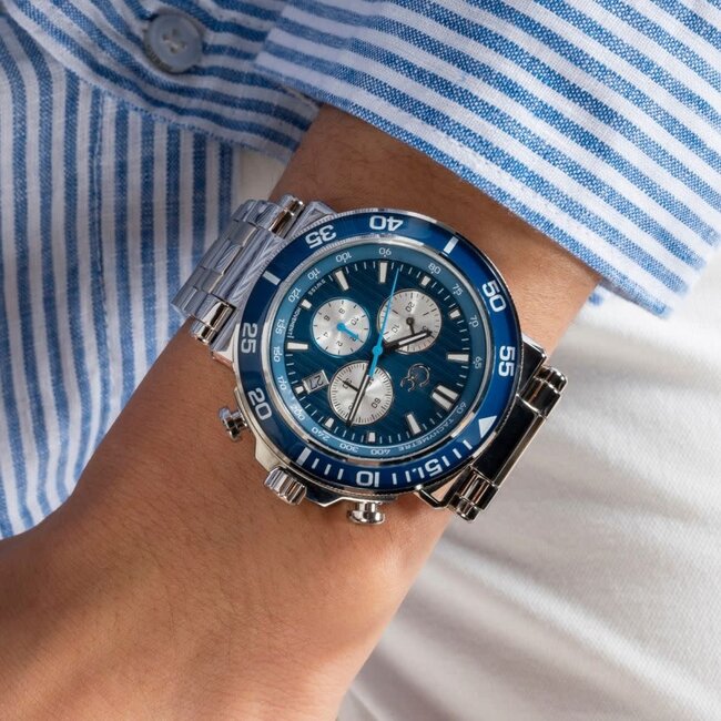 GC GC Horloge Z14011G7MF Staal Quartz Swiss Made Chronograaf met Blauwe Wijzerplaat
