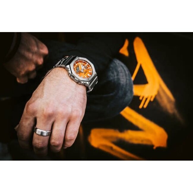 Casio G-Shock G-Shock Horloge GM-2110D-4AER Staal Analoog Digitaal met Oranje Wijzerplaat