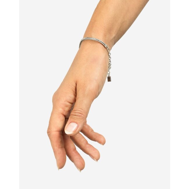 Buddha to Buddha Buddha to Buddha Armband 913 C-E Zilver Barbara Maat C-E