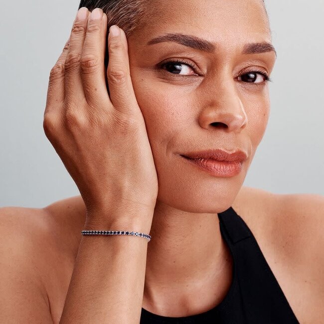 Pandora Pandora Armband 591469C02-18 Zilver Tennis Armband met Royal Blue Crystal Maat 18