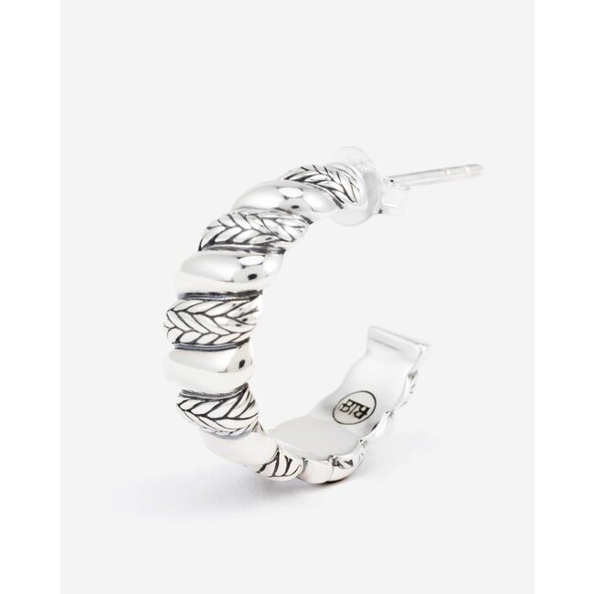 Buddha to Buddha Buddha to Buddha oorbellen 502 One Ellen Spiraal Zilver Set