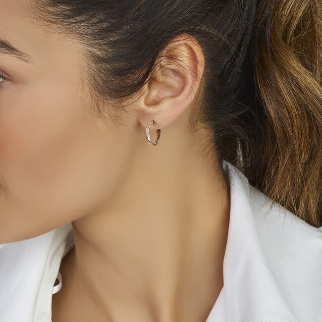 Blinckers Jewellery Huiscollectie BJ Oorbellen 13.37956 Zilver Oorringen Gedraaid 2.5x16mm