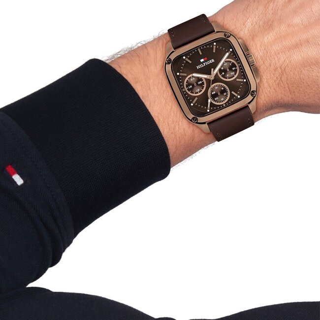 Tommy Hilfiger Tommy Hilfiger Horloge TH1792221 Herald Bruin Leren Band met Rosekleurige Wijzerplaat Quartz 37x39mm