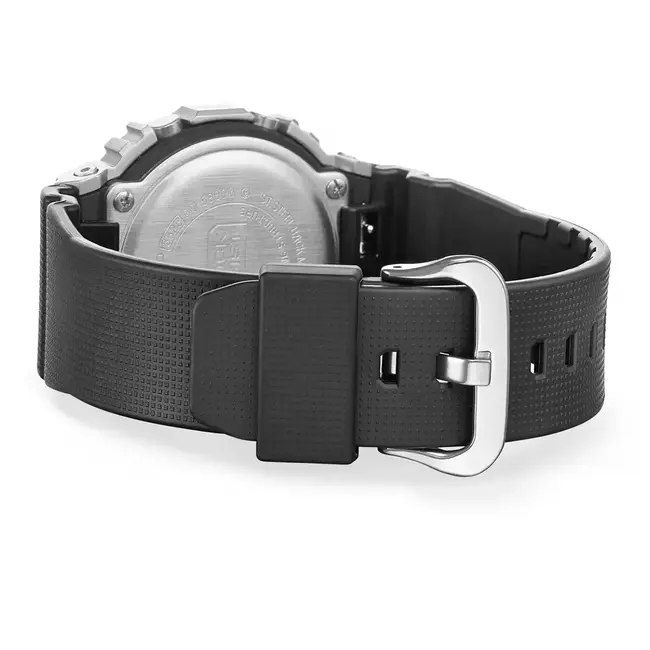 Casio G-Shock G Shock Horloge GM-5600M-1ER Staal 200m Waterdicht met Rubberen Horlogeband