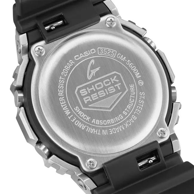 Casio G-Shock G Shock Horloge GM-5600M-1ER Staal 200m Waterdicht met Rubberen Horlogeband