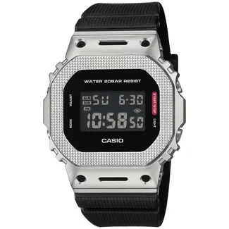 Casio G-Shock G Shock Horloge GM-5600M-1ER Staal 200m Waterdicht met Rubberen Horlogeband