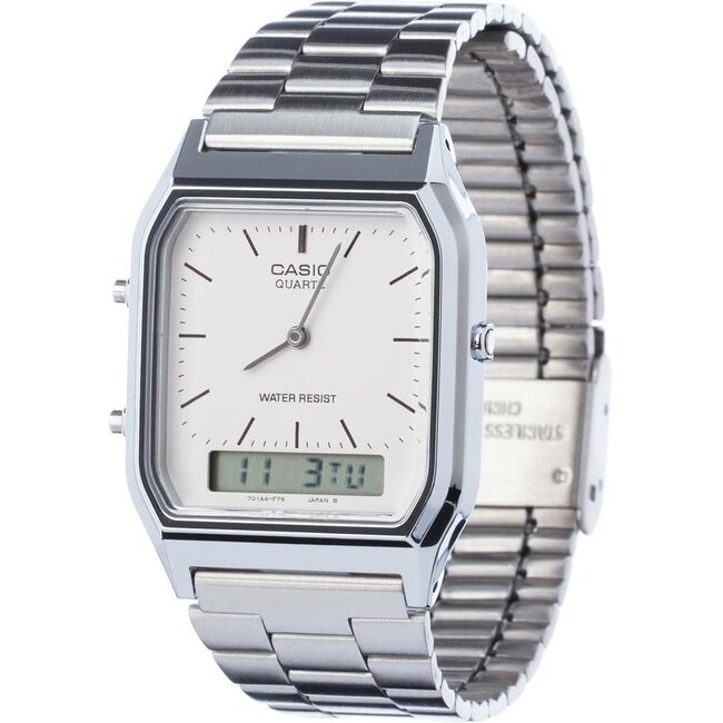 Casio G-Shock Casio Horloge AQ-230A-7DMQYES Vintage Quartz met Witte Wijzerplaat en Stalen Band