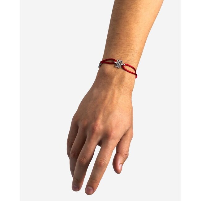 Buddha to Buddha Buddha to Buddha Armband 185RD M Endless Knot Cord Rood Zilver