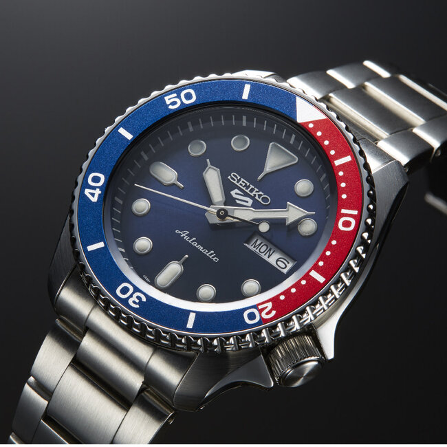 Seiko Seiko Horloge SRPD53K1 5 Sports Staal Automaat 100m Waterdicht met Blauw en Rood 42mm