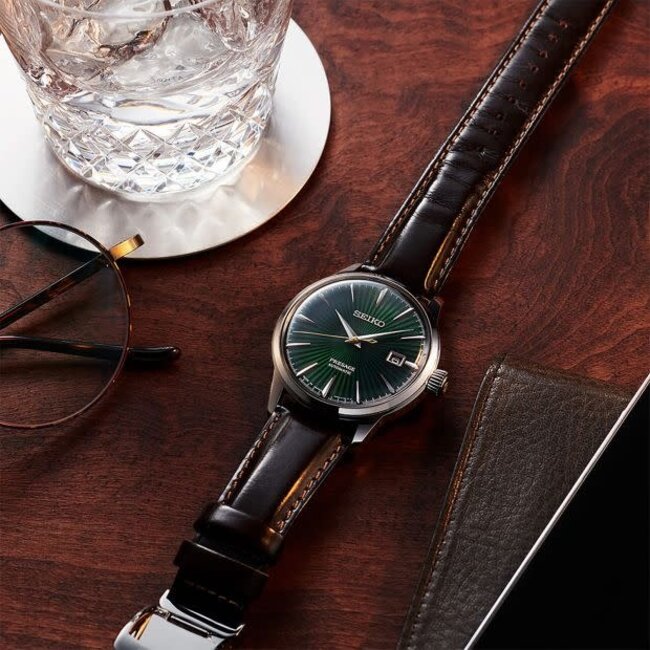 Seiko Seiko Horloge SRPD371J1 Presage Automaat 50m Waterdicht met Groene Wijzerplaat en Bruin Leren Horlogeband 40mm