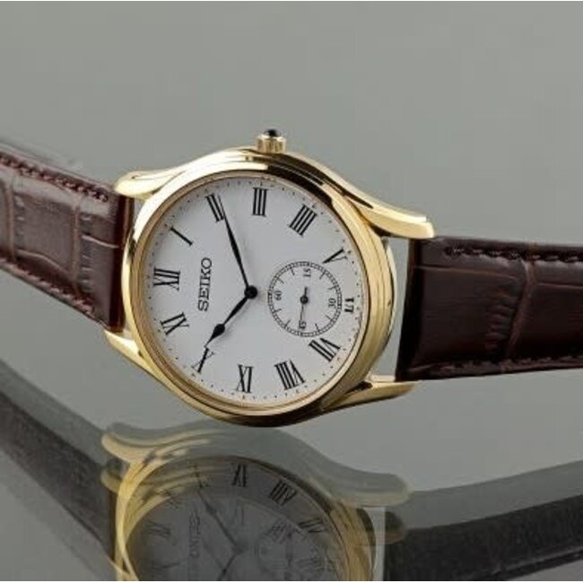 Seiko Seiko Horloge SRK050P1 Staal met Geelgouden Plating Quartz Saffierglas 50 Waterdicht en Bruin Leren Horlogeband en Witte Wijzerplaat 39mm