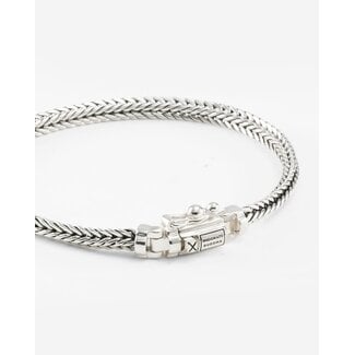 Buddha to Buddha Buddha to Buddha Armband J464D Nurul Mini Zilver Maat D