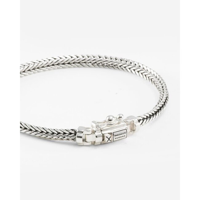 Buddha to Buddha Buddha to Buddha Armband J464 D Nurul Mini Zilver Maat D