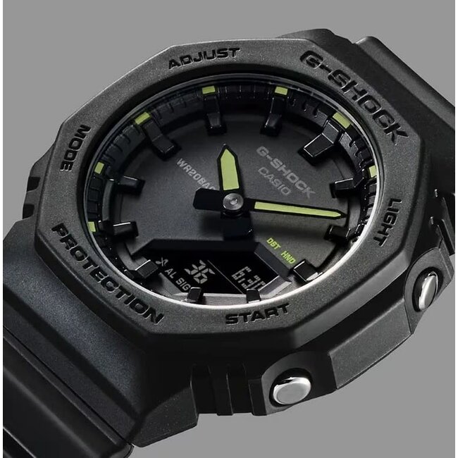 Casio G-Shock Casio G-Shock GMA-P2100SA-1A2ER Staal Wijzerplaat 40.2mm met Kunststofband Waterdichtheid 20m