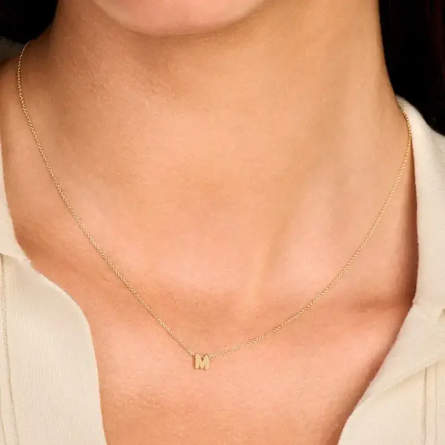 Blush Blush Collier met Hanger 3155YGO_M 14k Geelgoud met de Letter M 42cm