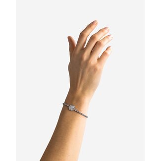 Buddha to Buddha Buddha to Buddha Armband 176 E+-G Katja Zilver Klaver Parelmoer Maat E+-G