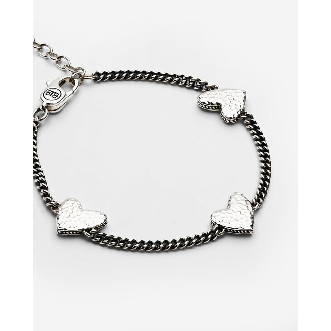 Buddha to Buddha Buddha to Buddha Armband 548 C-E Essentail Multi Hart Zilver Maat C-E