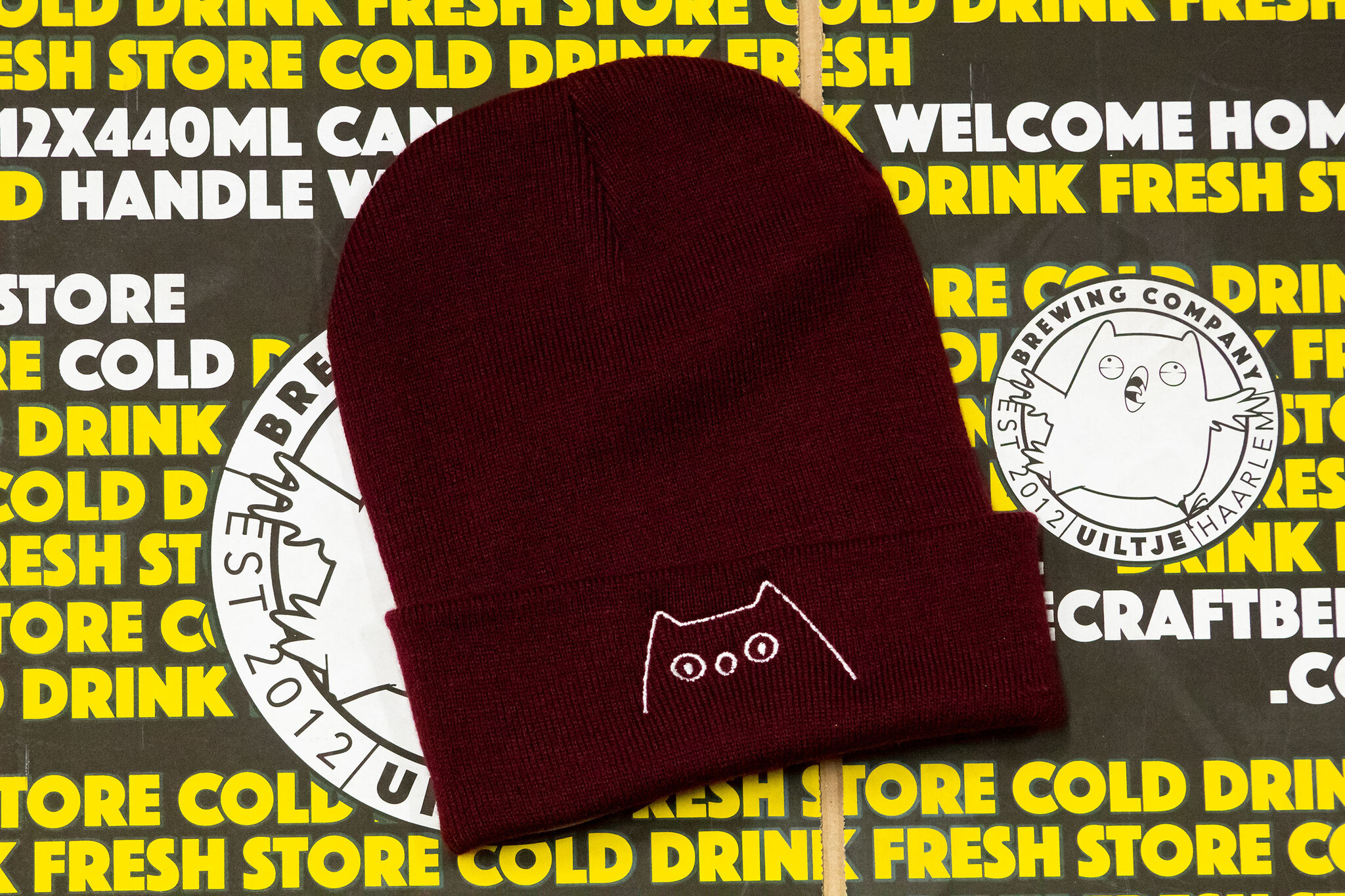 Uiltje beanie - Burgundy - Old Logo - Het Uiltje