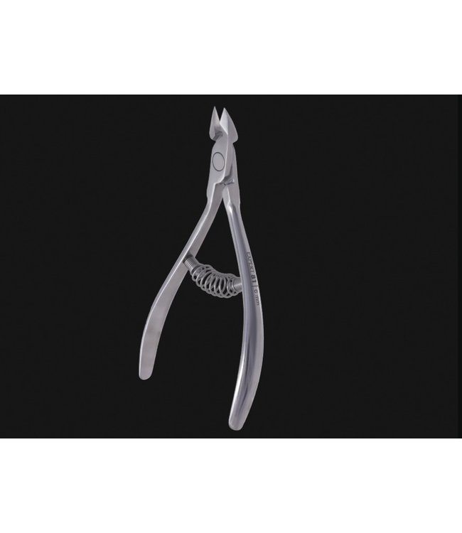 Cuticle Nippers Expert  81, 6 mm.
