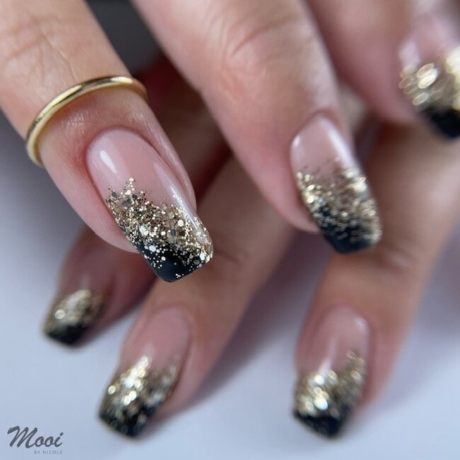 332 Gelpolish Blackest Black