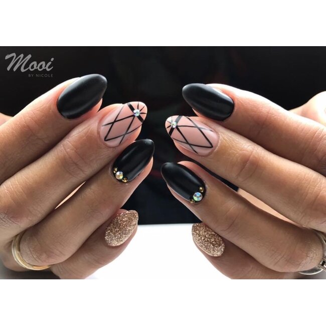 332 Gelpolish Blackest Black