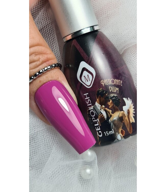 597 Gelpolish Passionate Plum