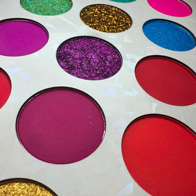 Color Pigment Palette