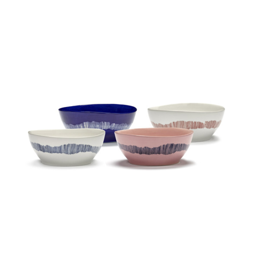 Grote bowl 17 cm Feast Ottolenghi roos met blauwe swirl-2