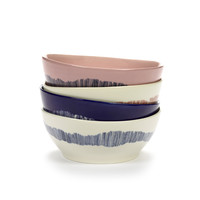 thumb-Grote bowl 17 cm Feast Ottolenghi roos met blauwe swirl-3