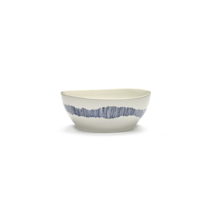 Grote bowl 17 cm Feast Ottolenghi wit met blauwe swirl-1