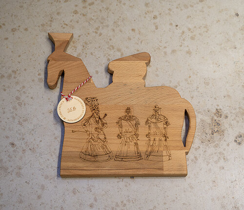  Dendermondiana Houten ontbijtplank / kaasplank / snijplank Ros Beiaard met Gildereuzen 