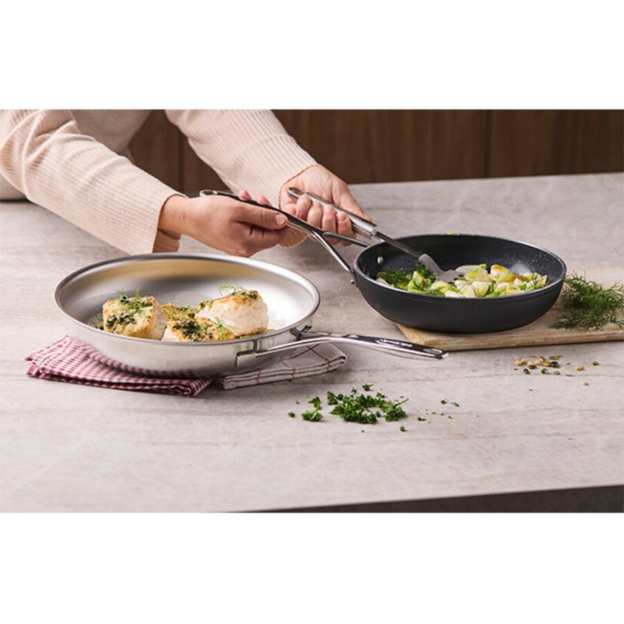 Bakpan Silverline 7 28 cm + gratis Alu Plus 3 bakpan 24 cm-2