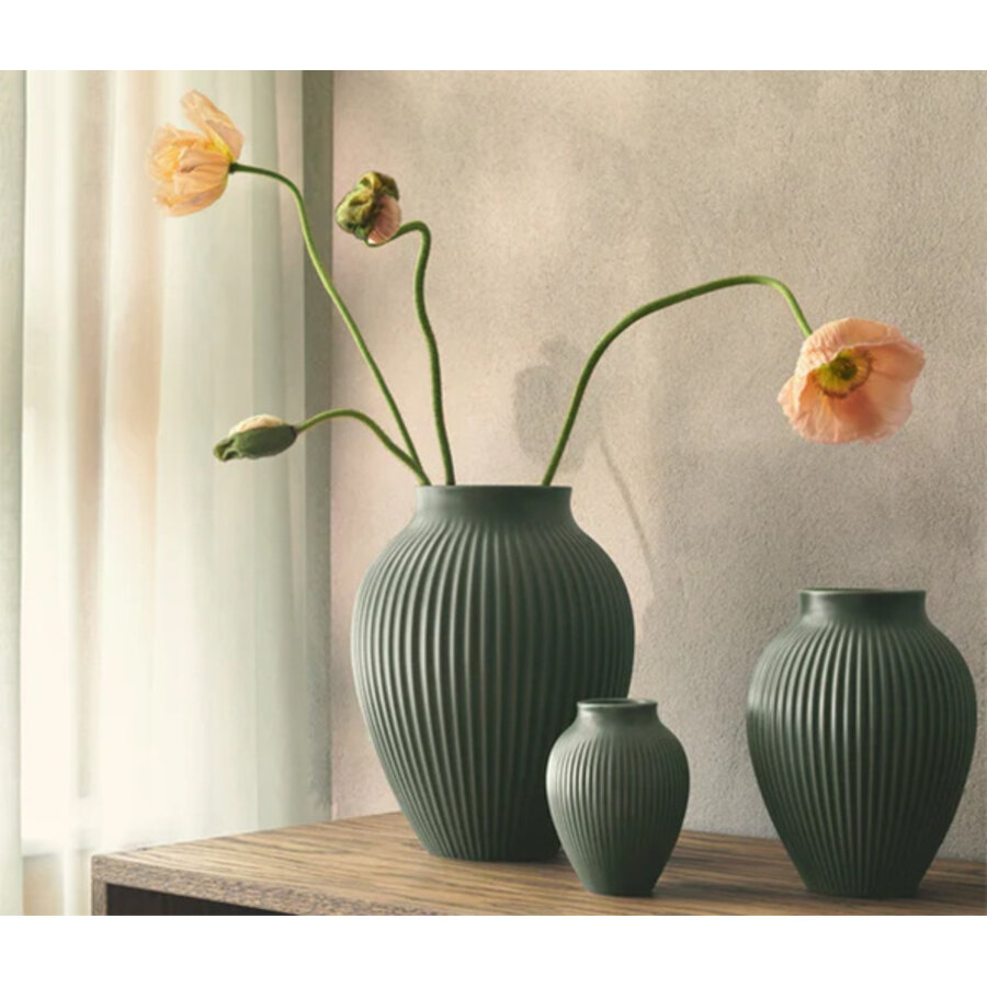 Vaas geribbeld keramiek 27 cm hoog celadon groen-2