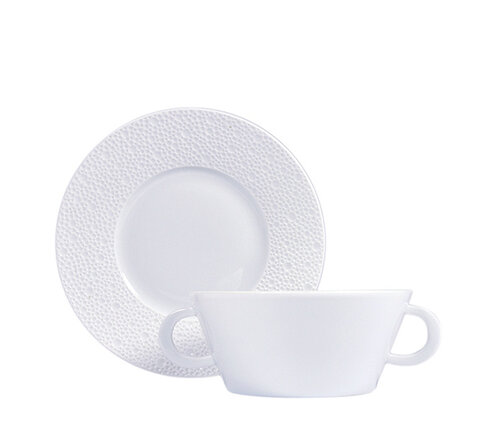  Bernardaud - Limoges Bouillontas en ondertas / Soepkop en schotel porselein Ecume wit 