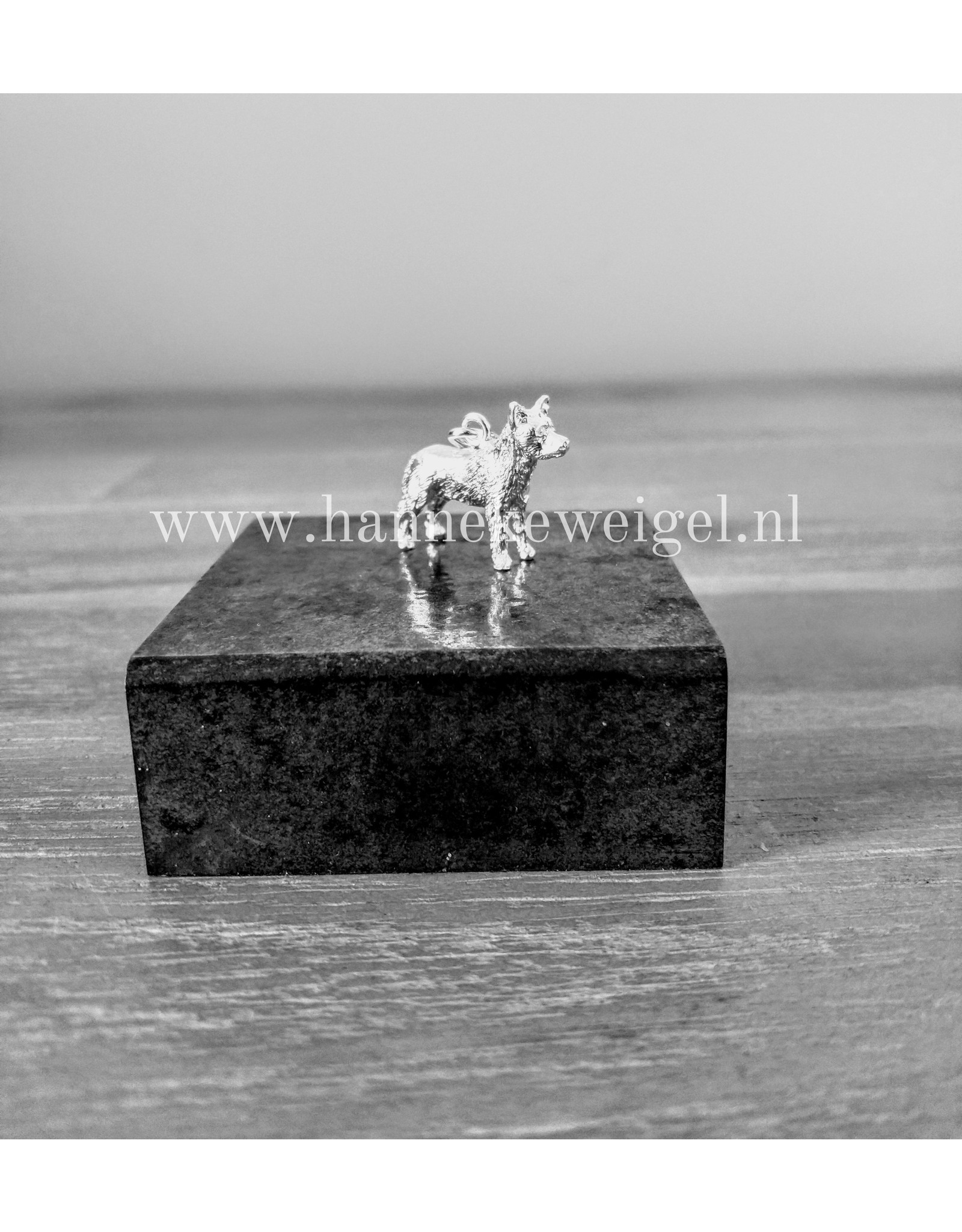 Handmade by Hanneke Weigel Sterling silver Cattle dog