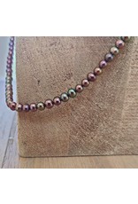 Handmade by Hanneke Weigel Pearl necklace brons 4.0-4.5 mm