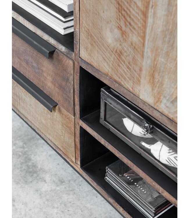 Dressoir ODEON No.3 van DTP Home