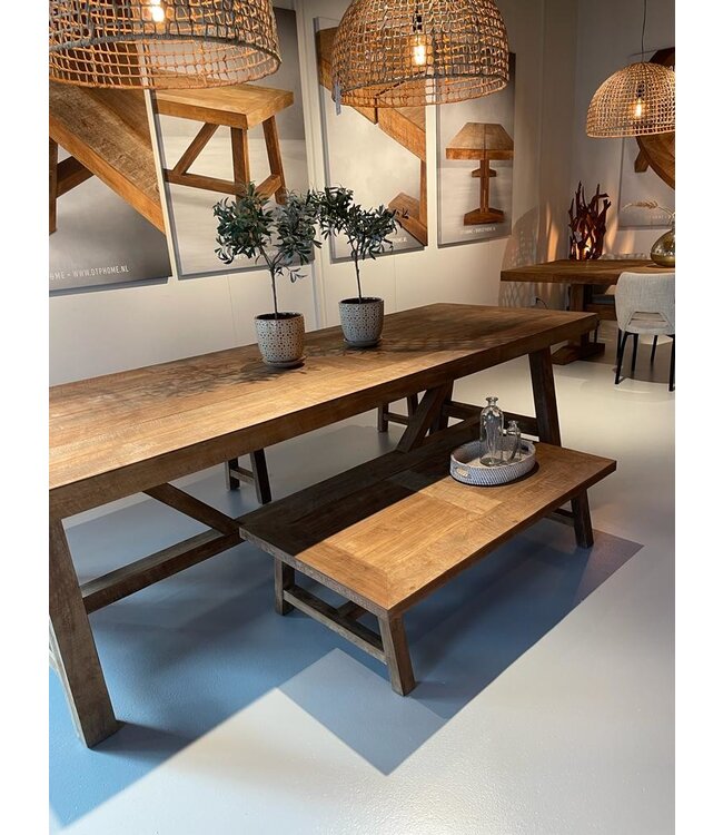 DTP Home Eettafel Monastery