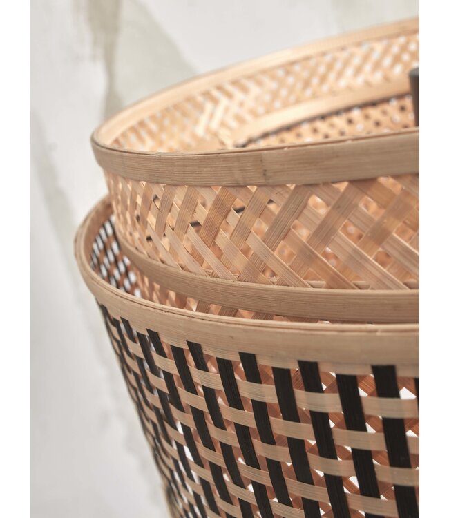 Vloerlamp Bhutan Small, recht model in bamboe zwart in 3 maten