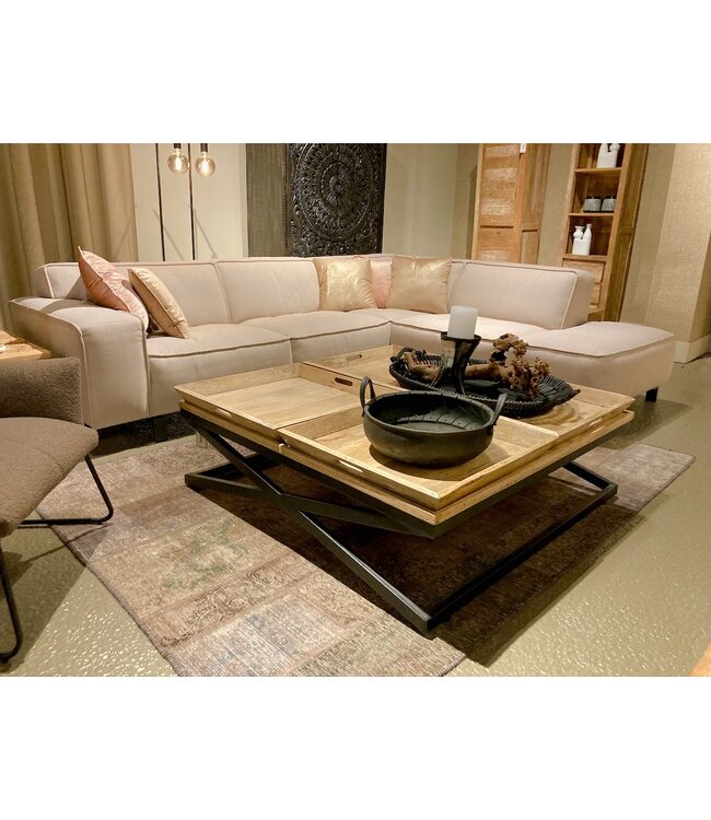 Salontafel vierkant mangohout en metalen onderstel met dienbladen 120 x 120 cm