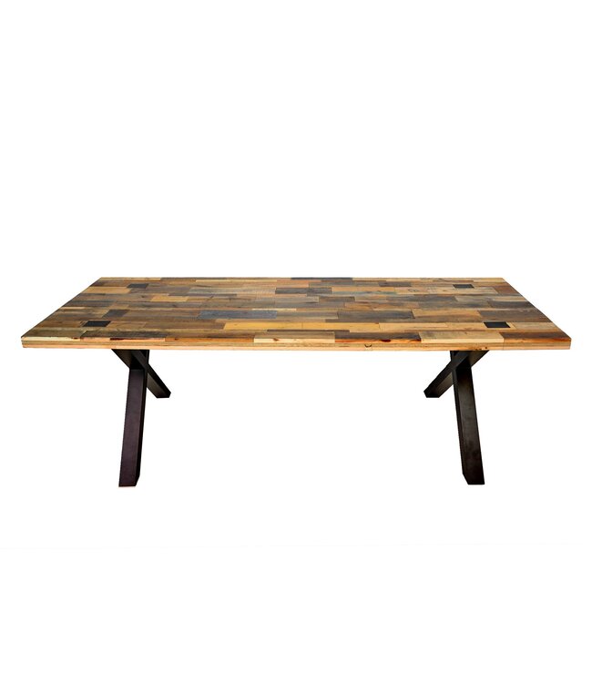 Upcycle Pallethout eettafel ABLE met kruispoten