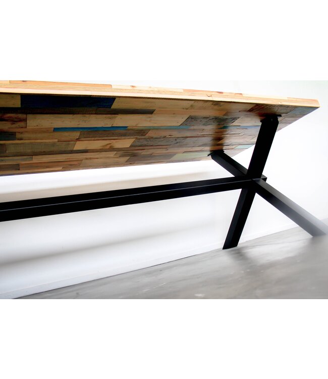 Upcycle Pallethout eettafel ABLE met kruispoten
