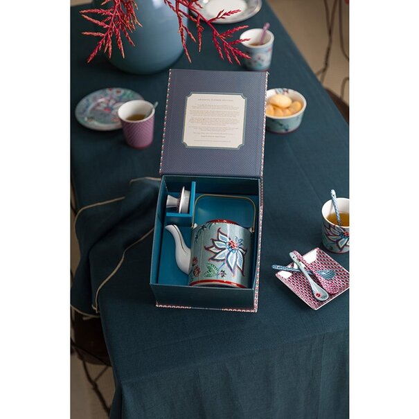 Pip Studio Giftset Teapot Oriental Flower Festival Blue 1 ltr