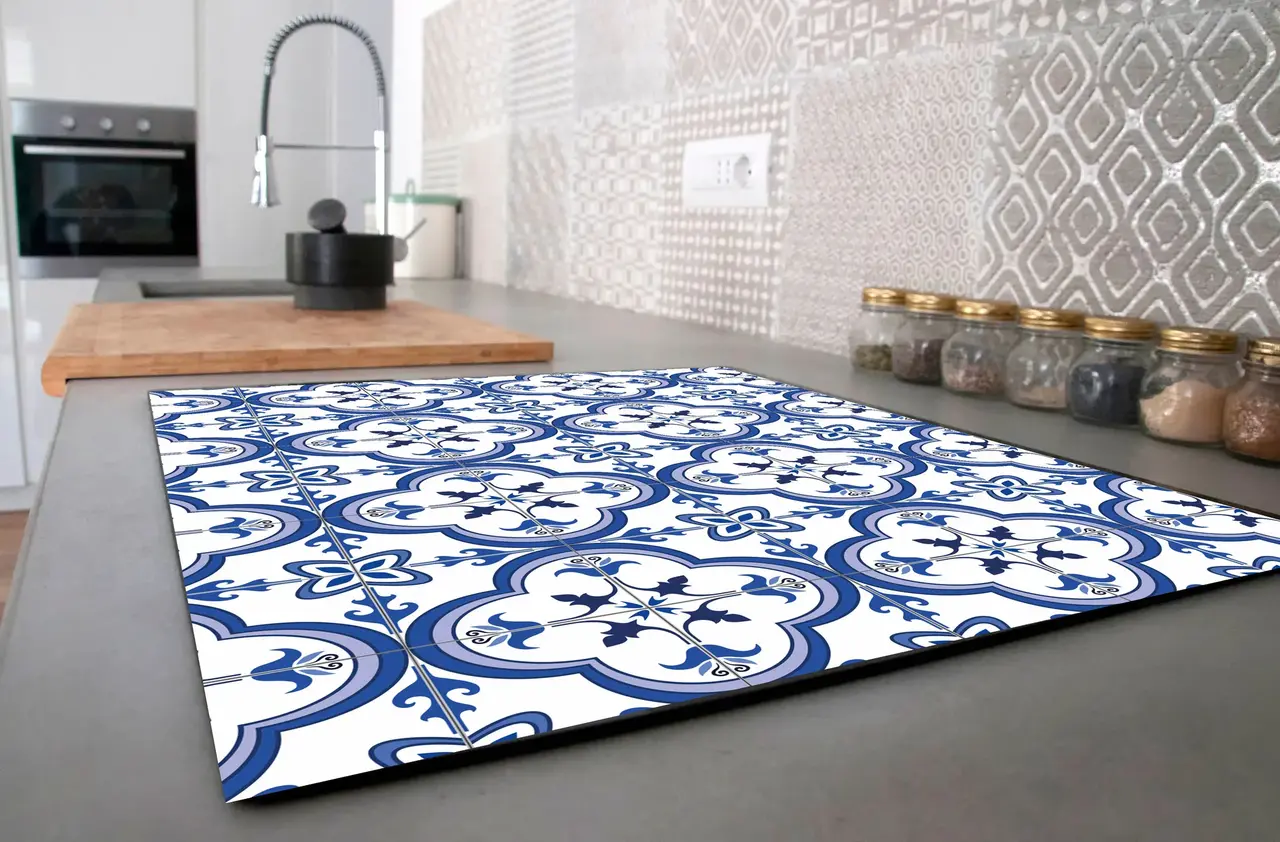 Induktionsschutz | Blaue Fliesen