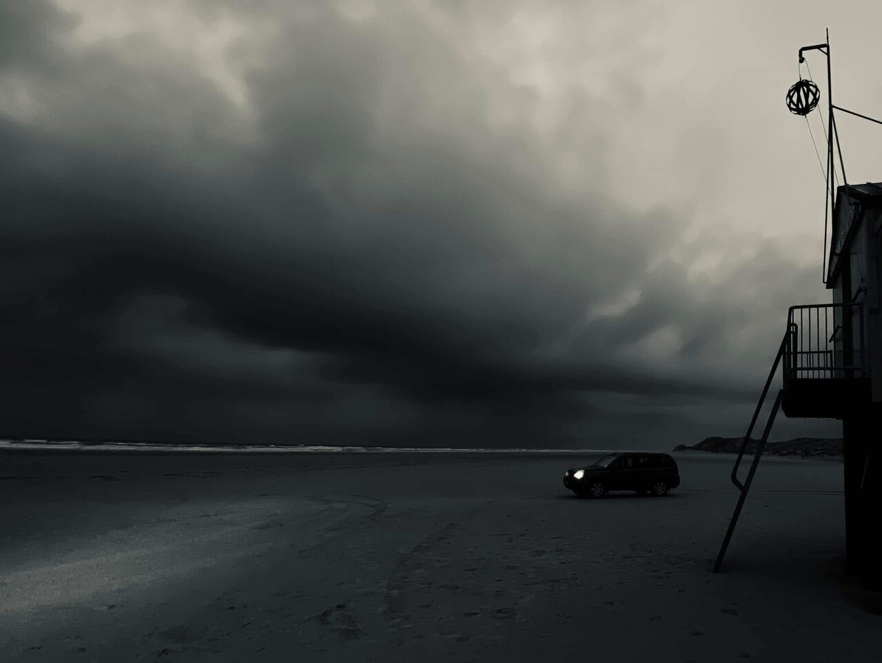 floorevents.com Induktionsschutz | Ertrinkendenhäuschen Serenity Storm